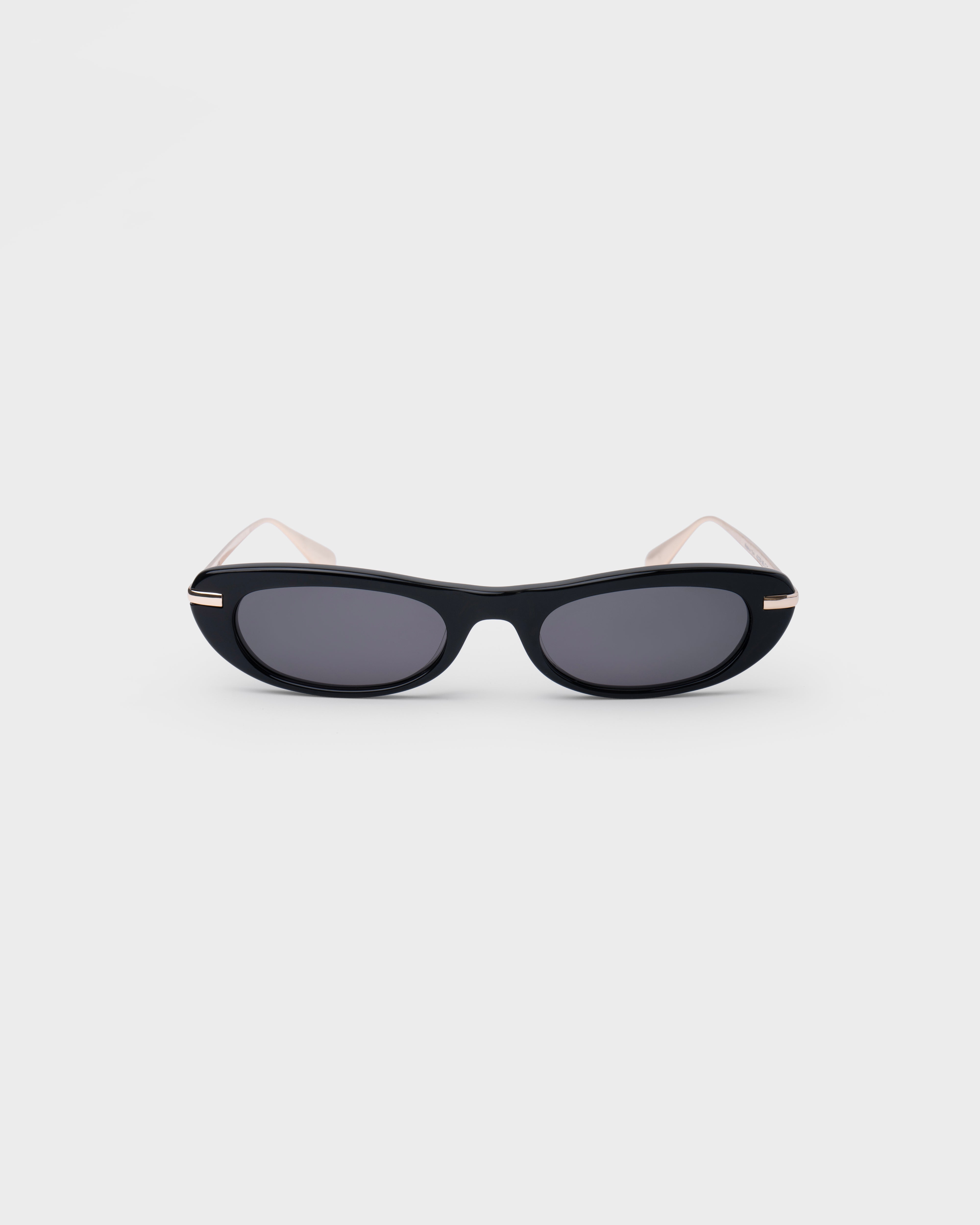 The Muse Sunglasses in Black
