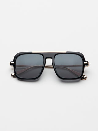 The Retro Black