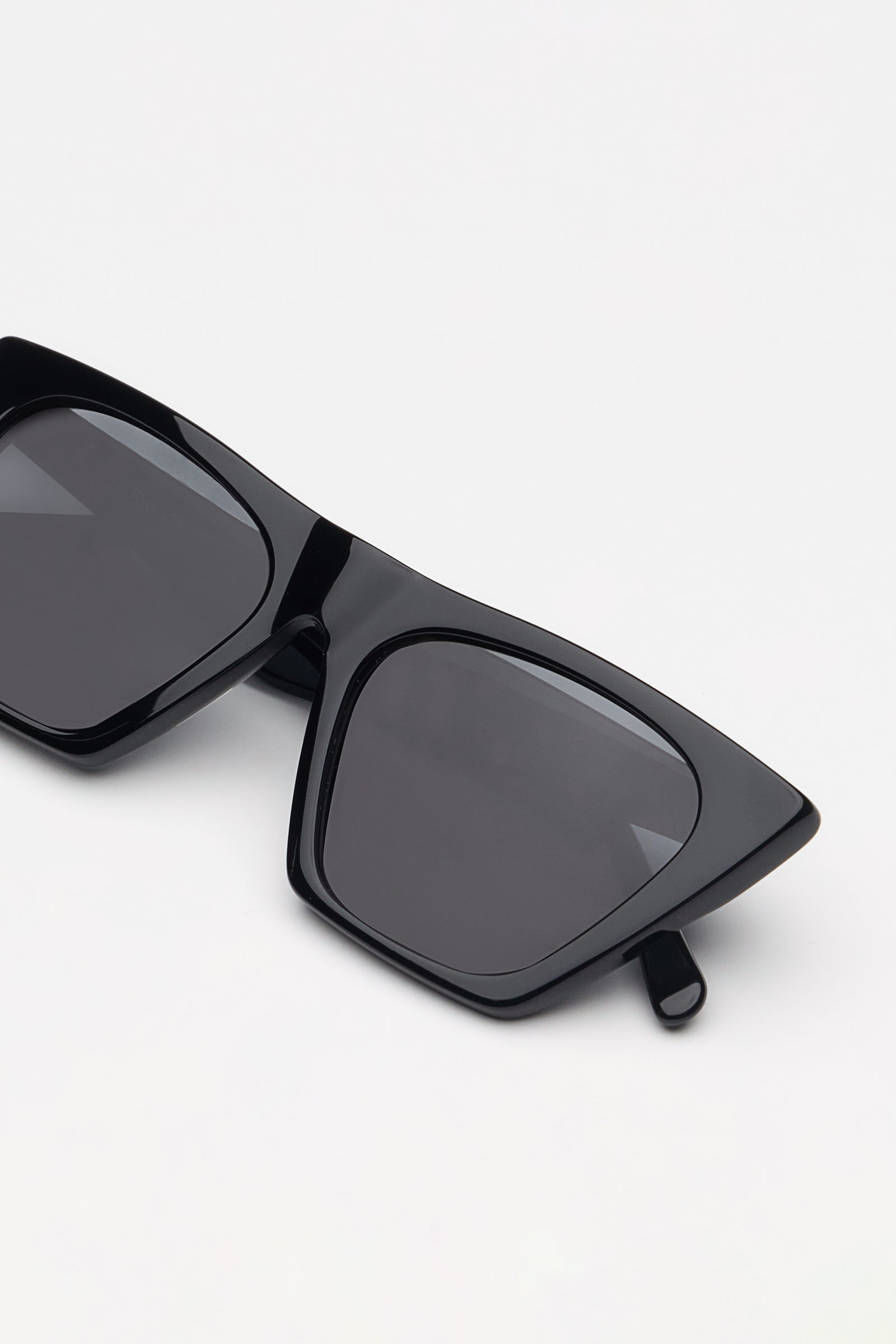 Past Midnight The Classic Black.